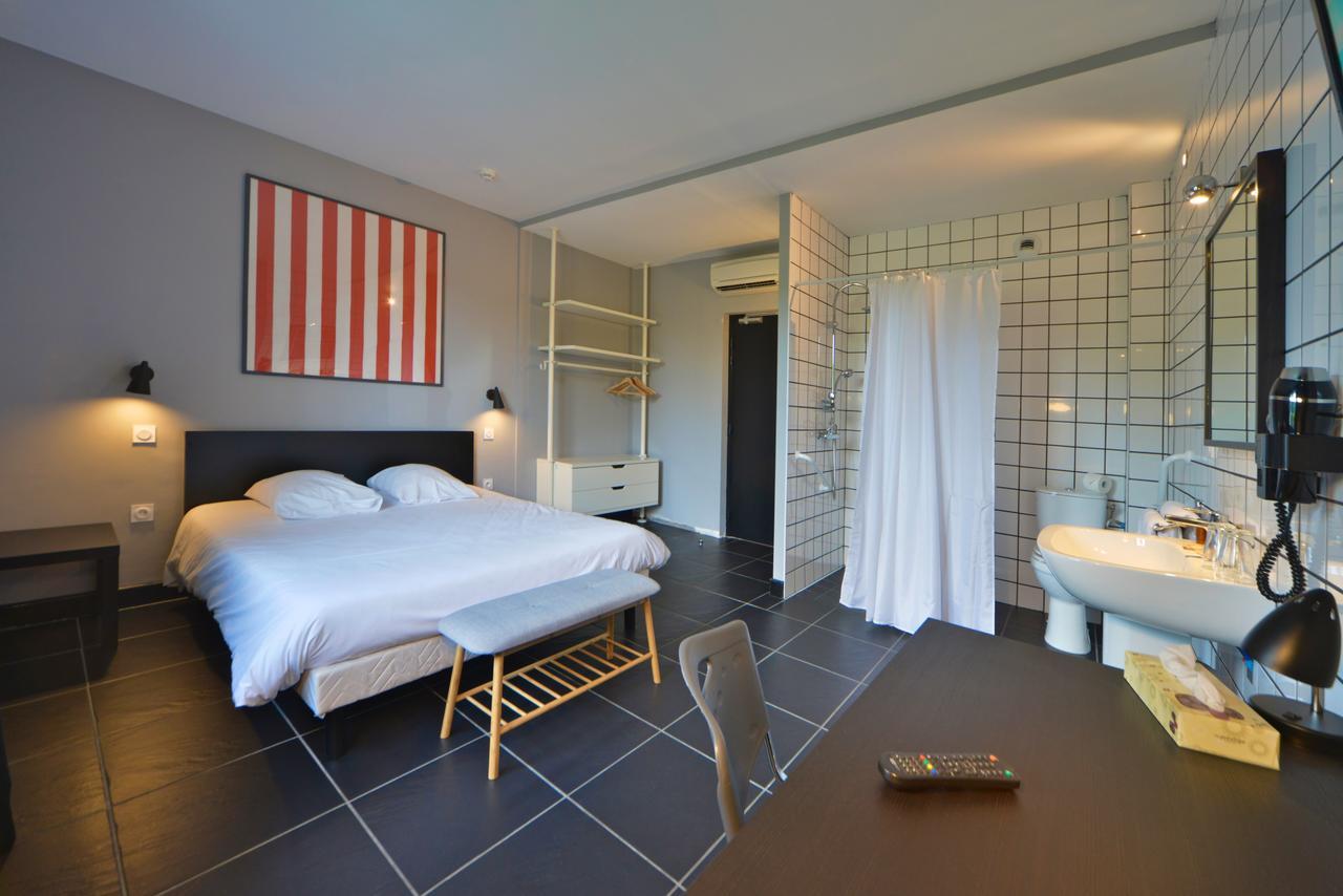 Logis - Hotel Restaurant La Mire ビアルゾン エクステリア 写真